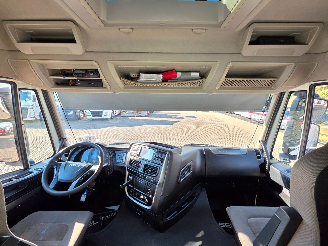 Beverage truck Iveco Stralis 420 / Ldbw / Lenkachse / Liftachse: picture 20