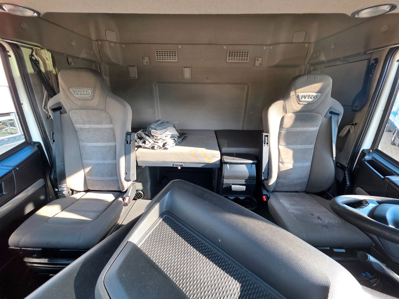 Beverage truck Iveco Stralis 420 / Ldbw / Lenkachse / Liftachse: picture 19