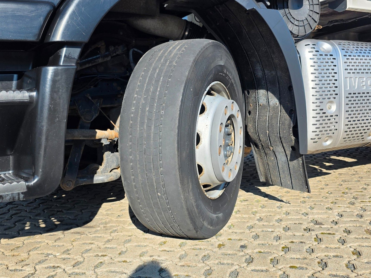 Beverage truck Iveco Stralis 420 / Ldbw / Lenkachse / Liftachse: picture 26