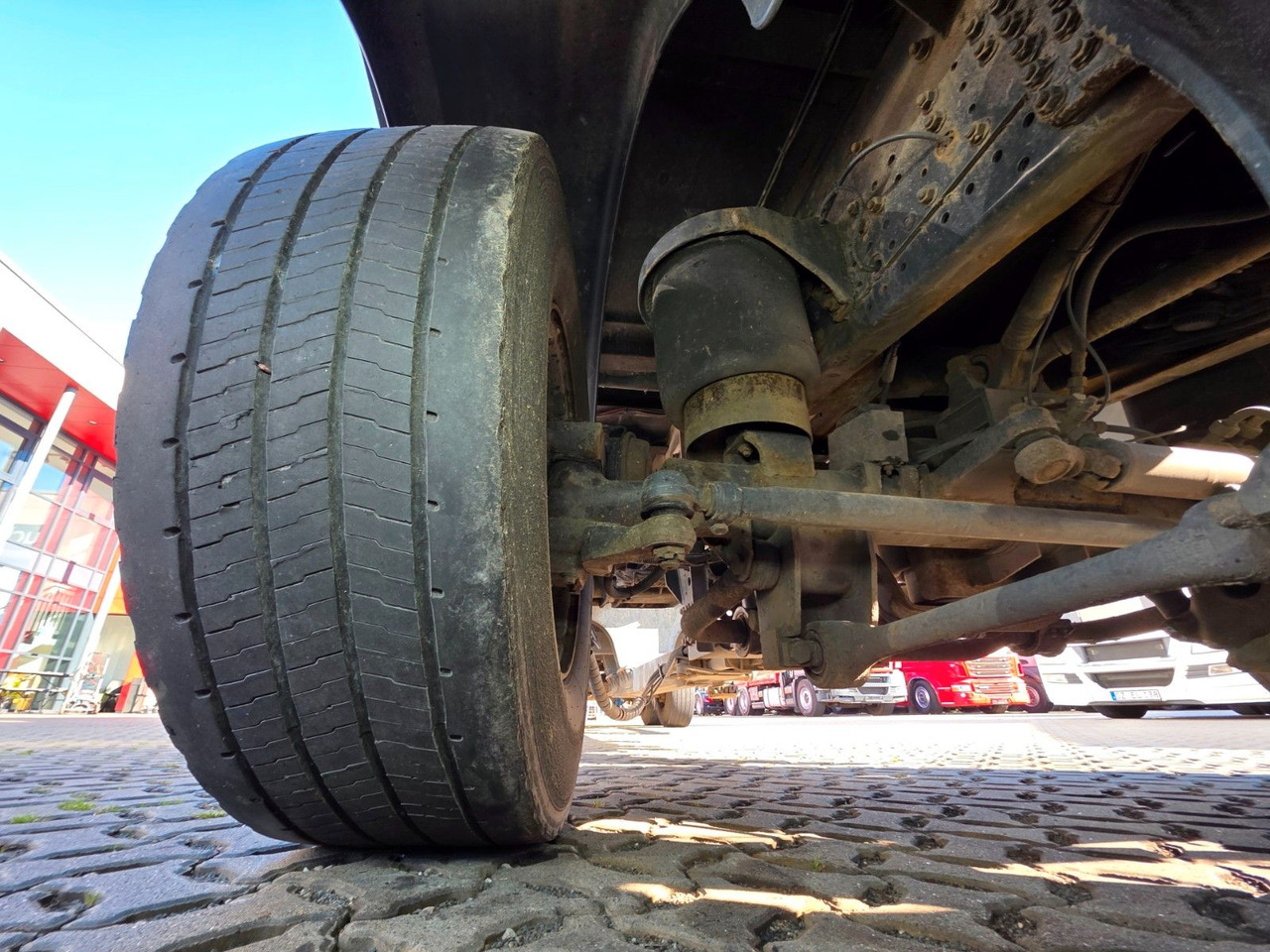 Beverage truck Iveco Stralis 420 / Ldbw / Lenkachse / Liftachse: picture 35