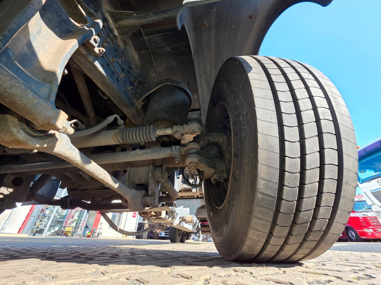 Beverage truck Iveco Stralis 420 / Ldbw / Lenkachse / Liftachse: picture 31