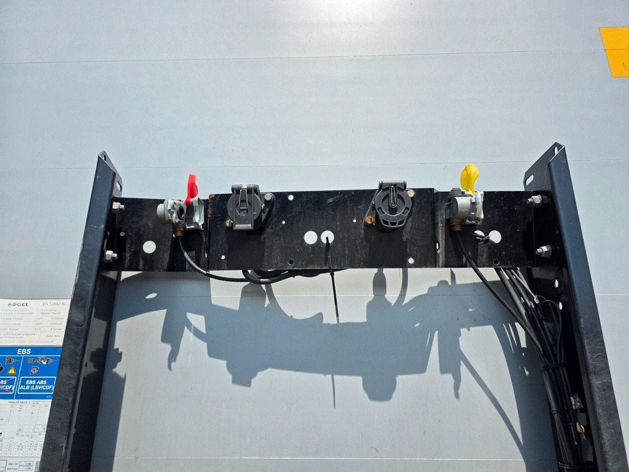 Curtainsider semi-trailer Kögel S24 -1 / Long Trailer 14,90m / Hubdach / Mega: picture 18