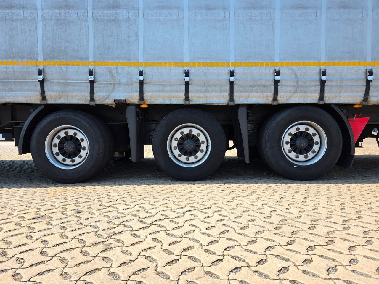 Curtainsider semi-trailer Kögel S24 -1 / Long Trailer 14,90m / Hubdach / Mega: picture 23