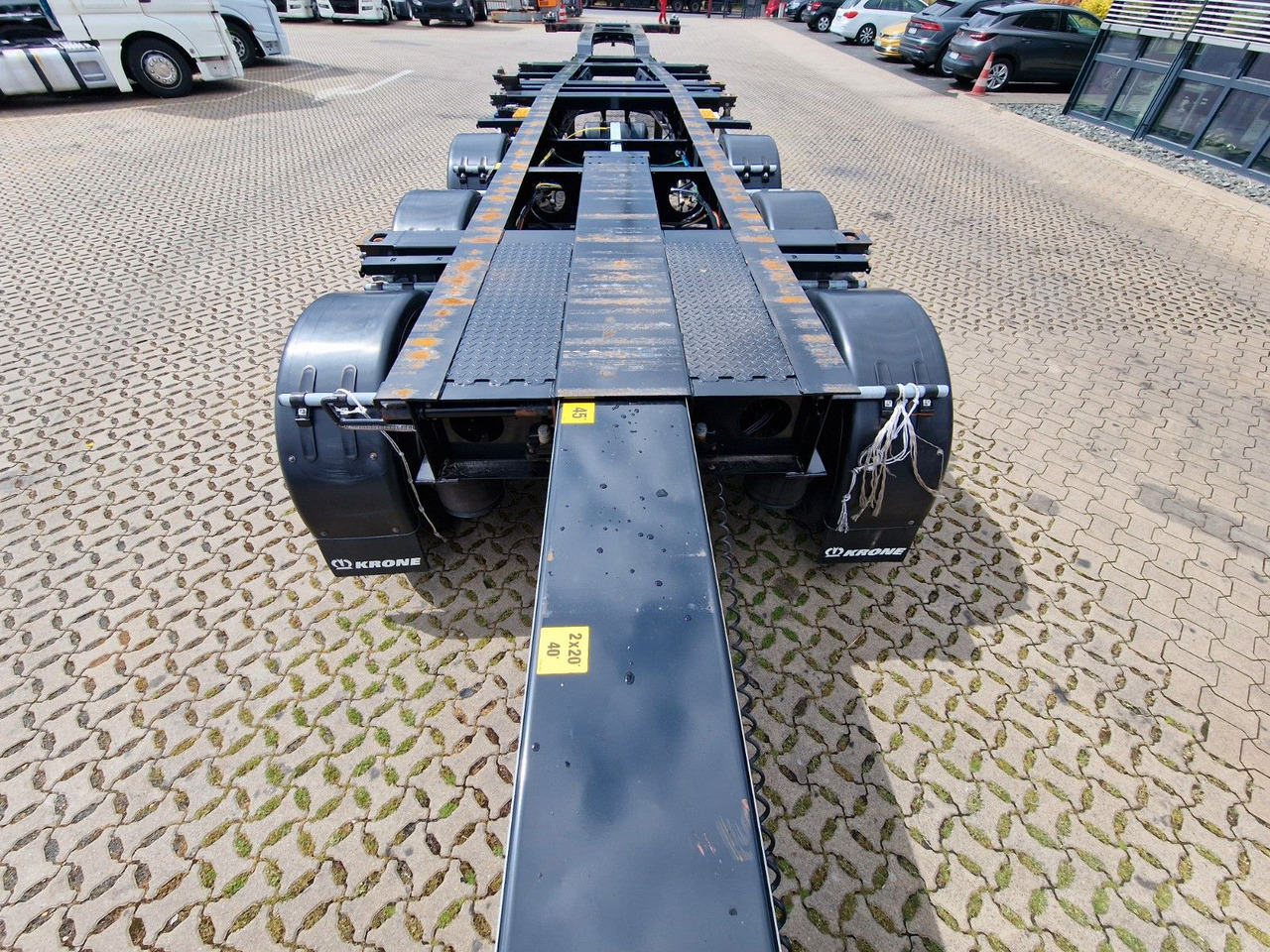 Container transporter/ Swap body semi-trailer Krone SD / Teleskop / Liftachse: picture 15