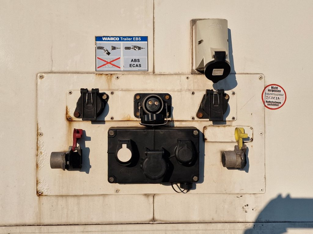 Closed box semi-trailer Langendorf SDT / Doppelstock: picture 10 Closed box semi-trailer Langendorf SDT / Doppelstock: picture 10