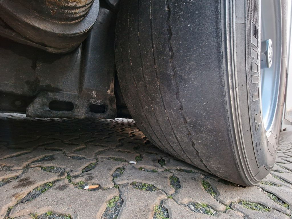 Closed box semi-trailer Langendorf SDT / Doppelstock: picture 24 Closed box semi-trailer Langendorf SDT / Doppelstock: picture 24