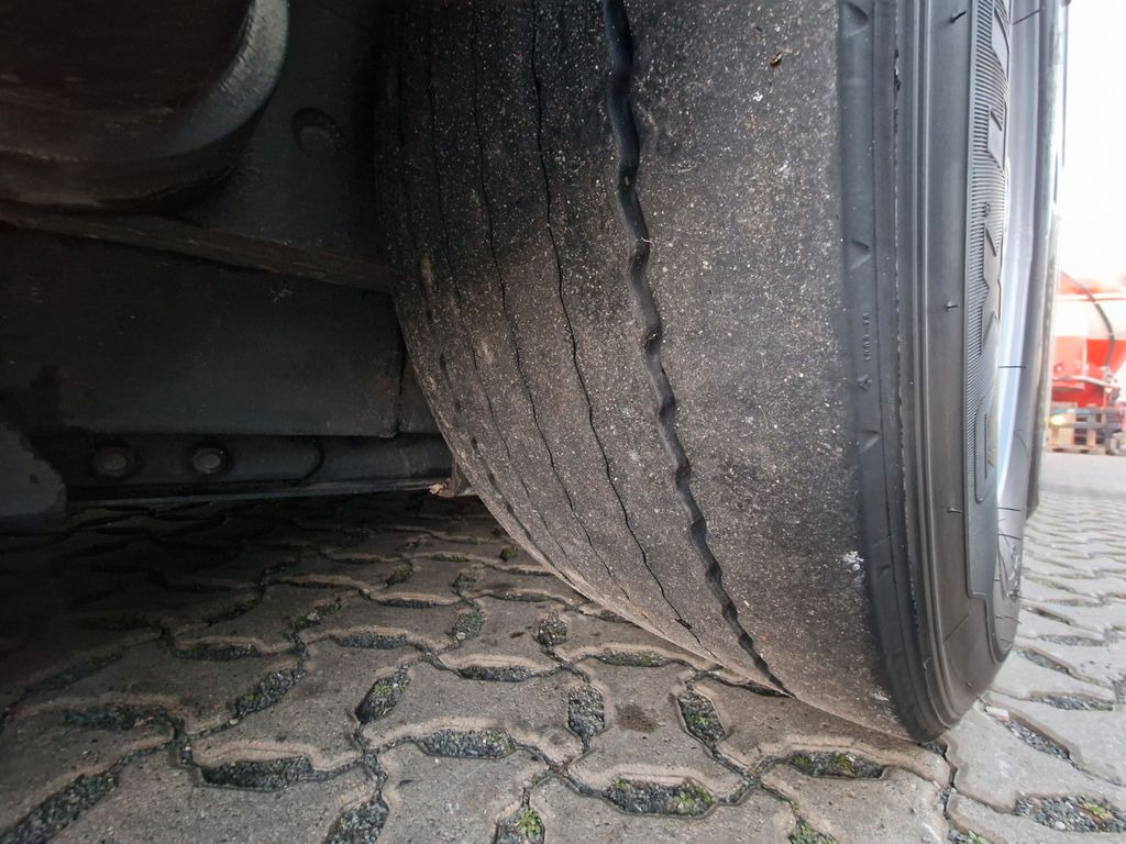 Closed box semi-trailer Langendorf SDT / Doppelstock: picture 20 Closed box semi-trailer Langendorf SDT / Doppelstock: picture 20