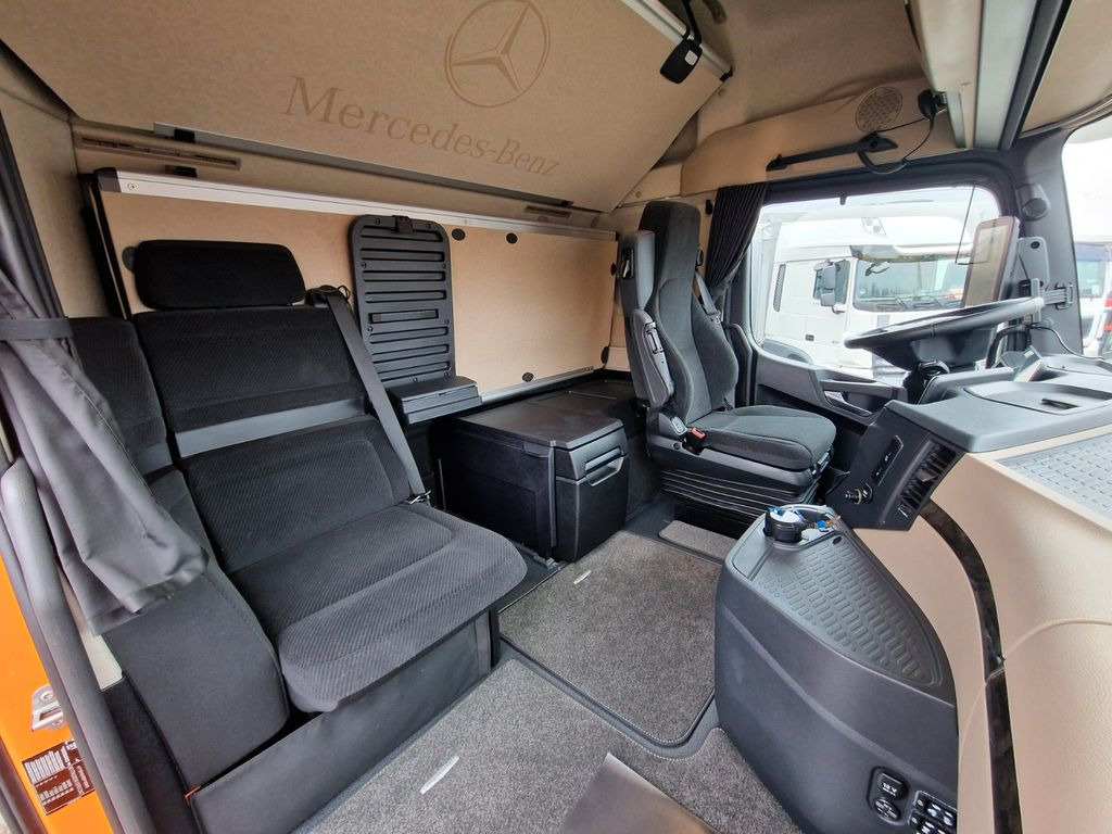 Curtainsider truck Mercedes-Benz Actros 2548 / Retarder / Aluklappen / Euro 6E: picture 17
