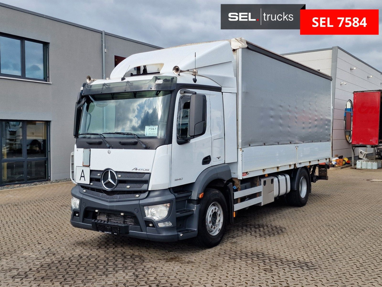 Mercedes-Benz Antos 1840 / Ladebordwand - Curtainsider truck: picture 1 Mercedes-Benz Antos 1840 / Ladebordwand - Curtainsider truck: picture 1