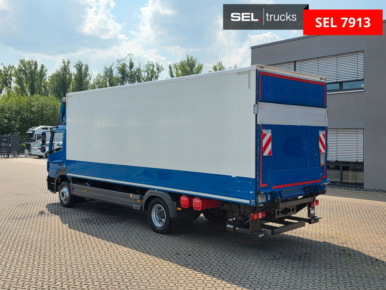 Box truck Mercedes-Benz Atego 1221 / Ladebordwand: picture 7