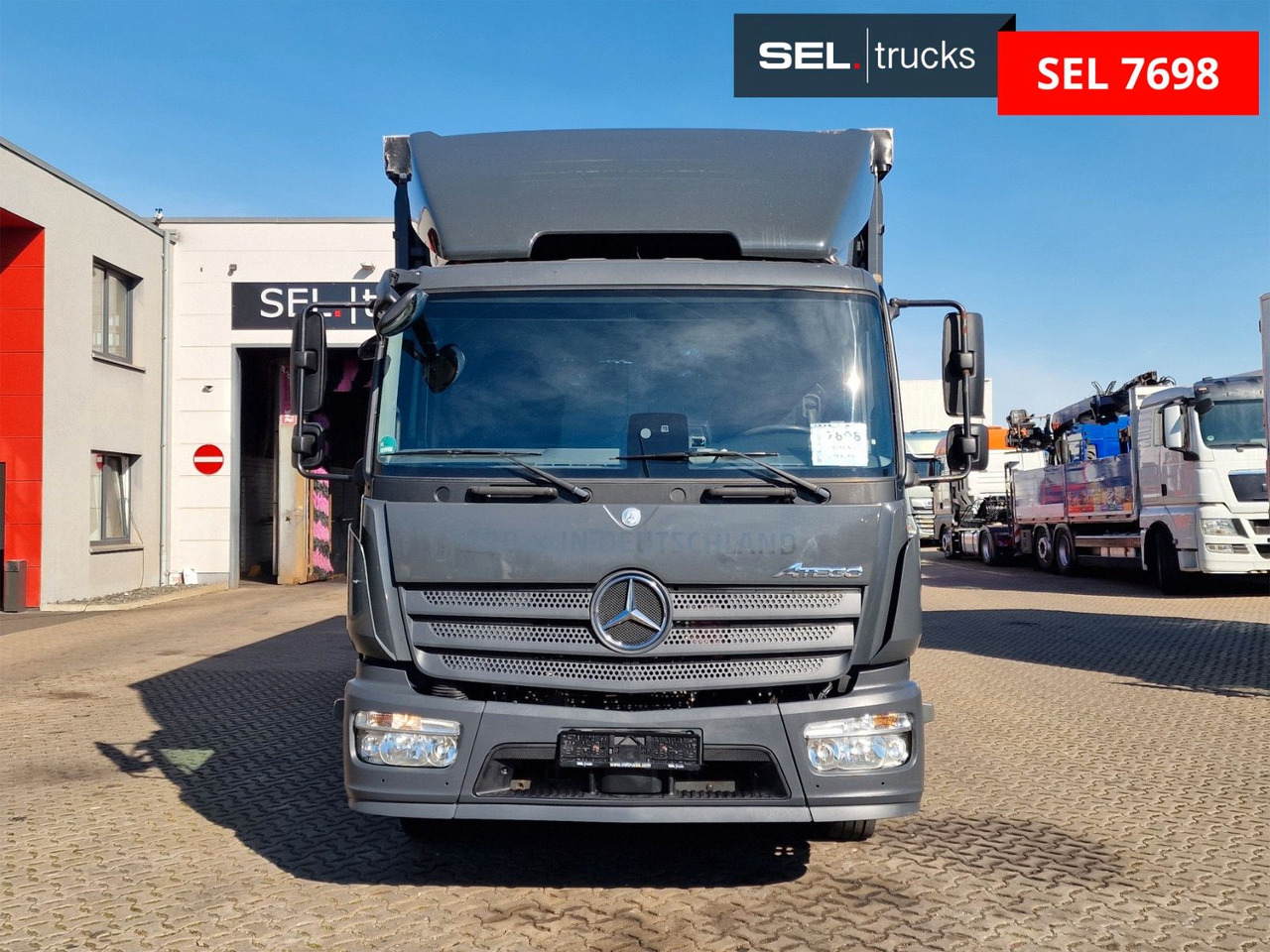 Mercedes-Benz Atego 1221 / Ladebordwand - Curtainsider truck: picture 2 Mercedes-Benz Atego 1221 / Ladebordwand - Curtainsider truck: picture 2