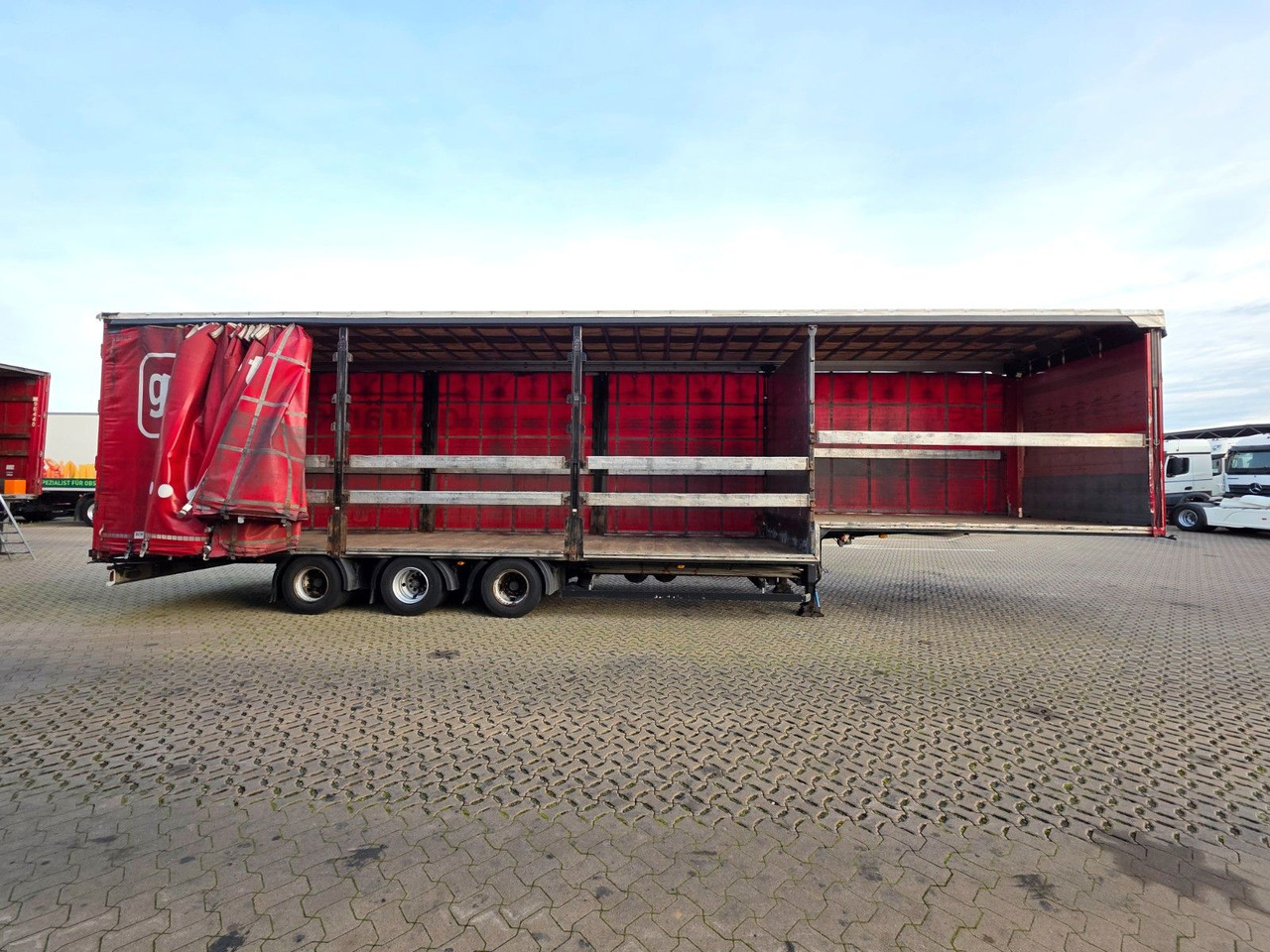 Beverage semi-trailer Schwarzmüller SJ: picture 9