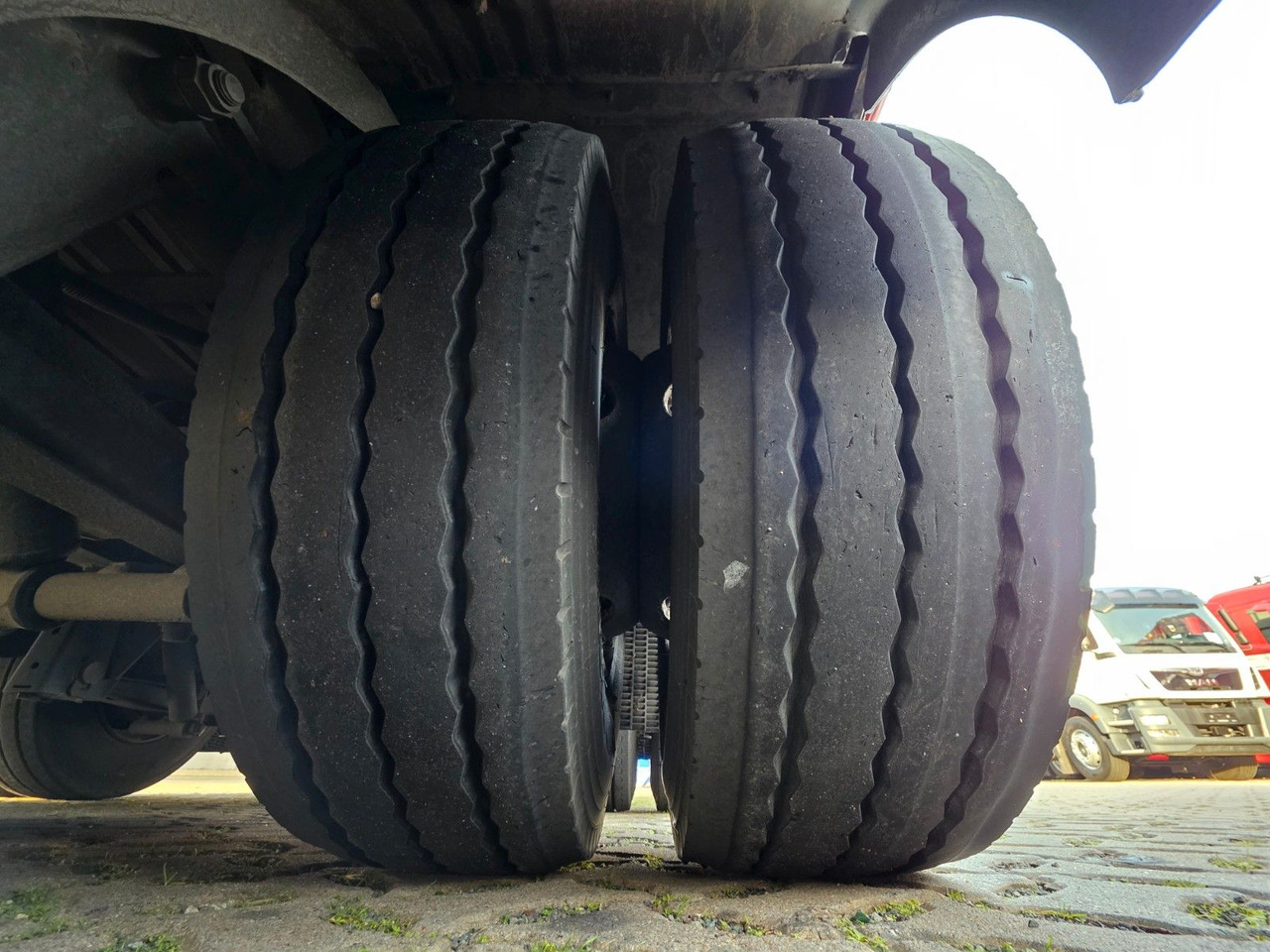 Beverage semi-trailer Schwarzmüller SJ: picture 36