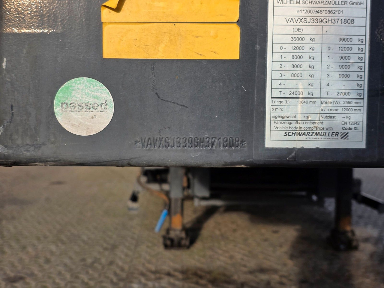 Beverage semi-trailer Schwarzmüller SJ: picture 48