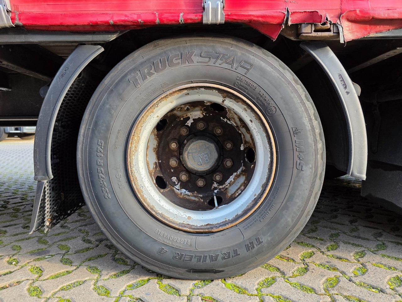 Beverage semi-trailer Schwarzmüller SJ: picture 46