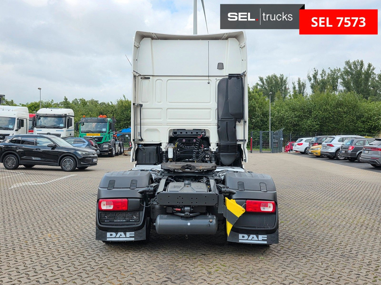 Tractor unit DAF XF 530 FT / ZF Intarder / Standklimaanlage / 6D: picture 6