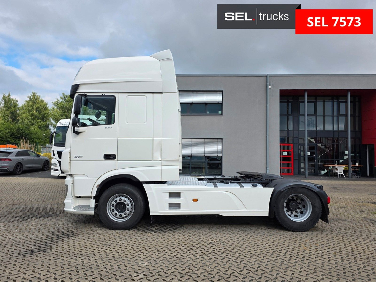 Tractor unit DAF XF 530 FT / ZF Intarder / Standklimaanlage / 6D: picture 8