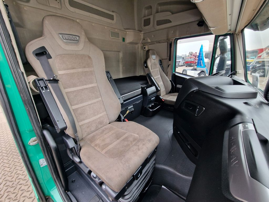 Tractor unit Iveco Stralis 480 / ZF Intarder: picture 18