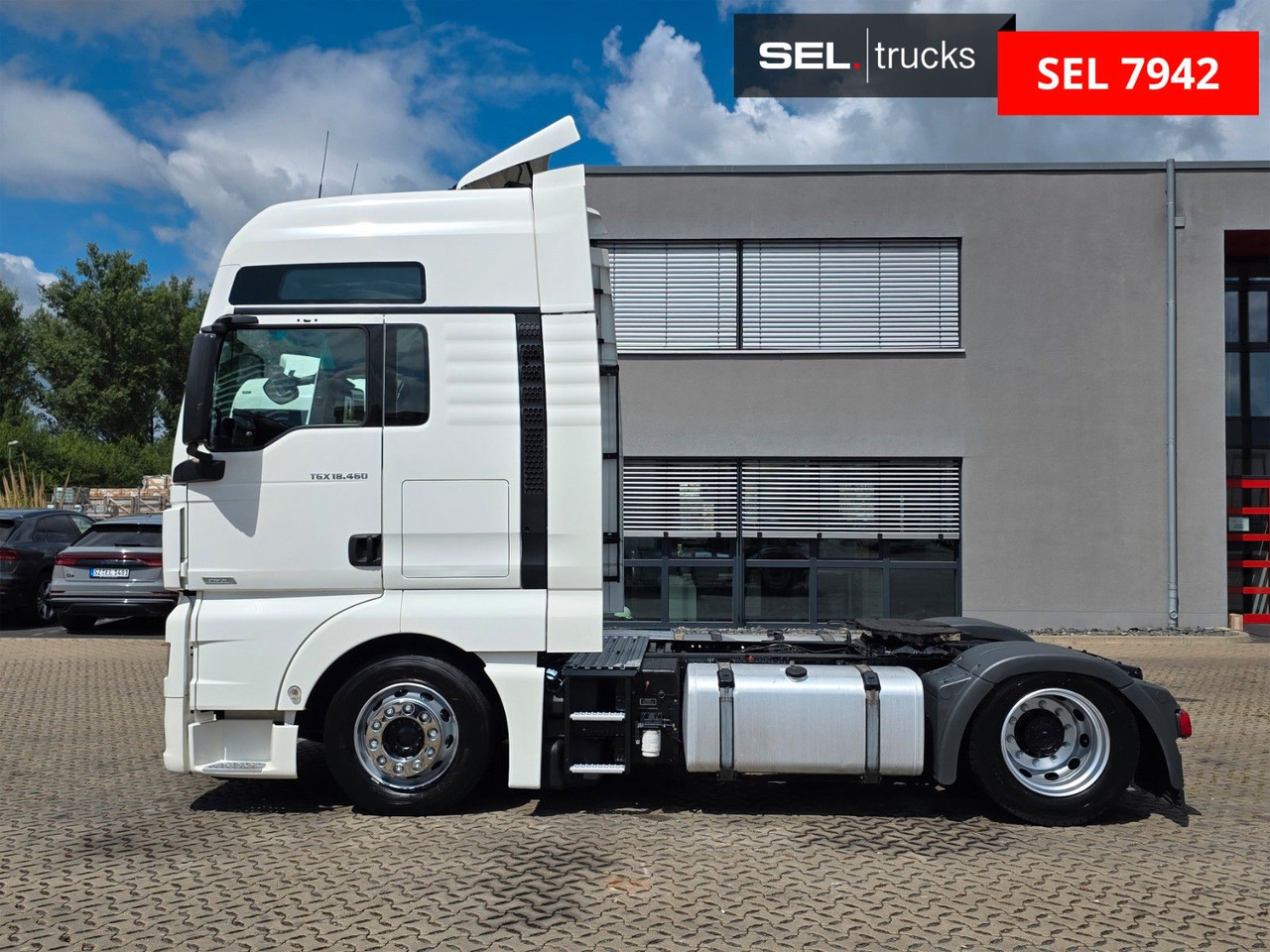 Tractor unit MAN TGX 18.460 4X2 LLS-U /Retarder /2 Tanks /ADR  AT: picture 8