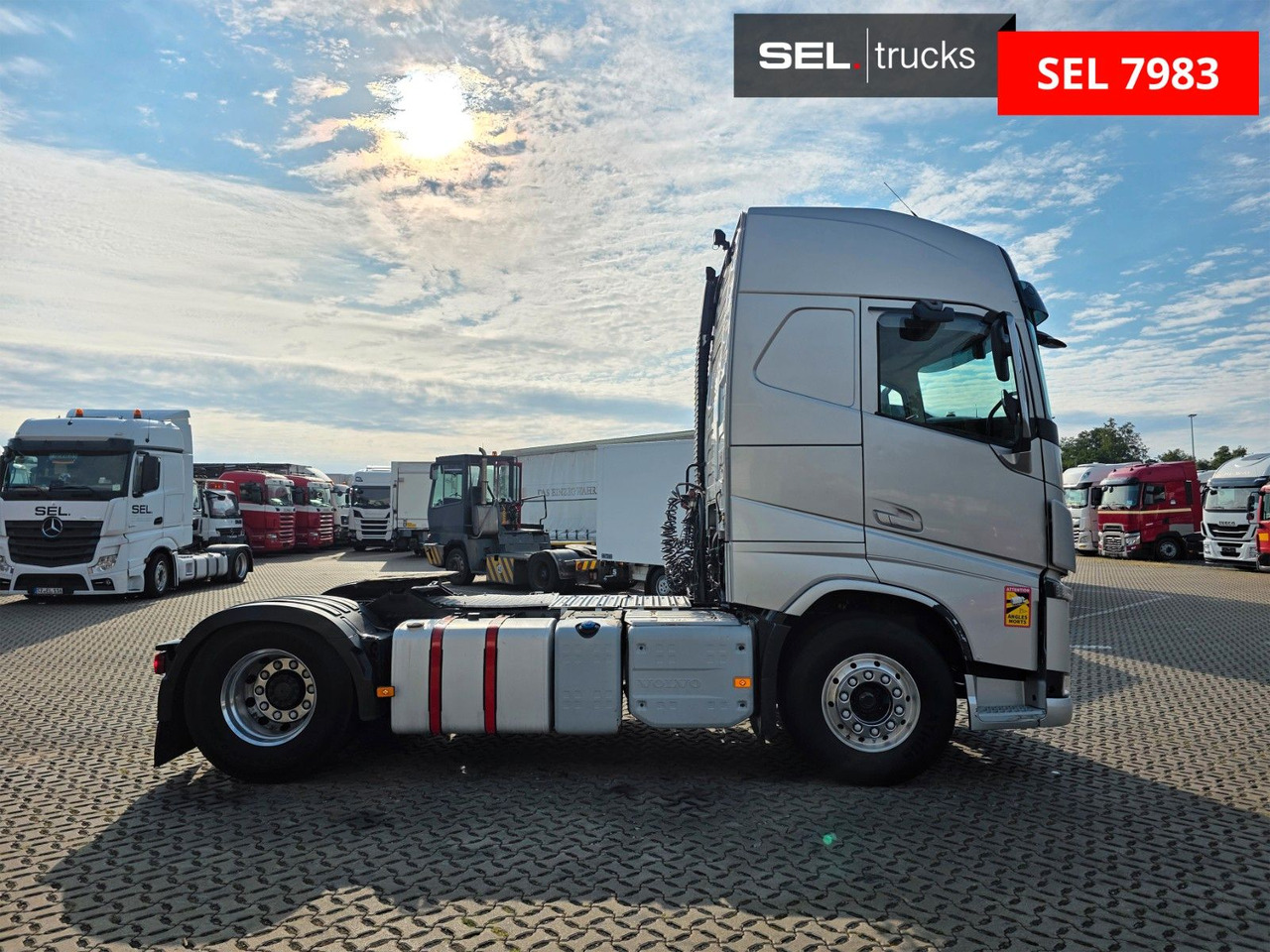 Volvo FH 460 / Alu-Felgen / Standklimaanlage - Tractor unit: picture 4 Volvo FH 460 / Alu-Felgen / Standklimaanlage - Tractor unit: picture 4