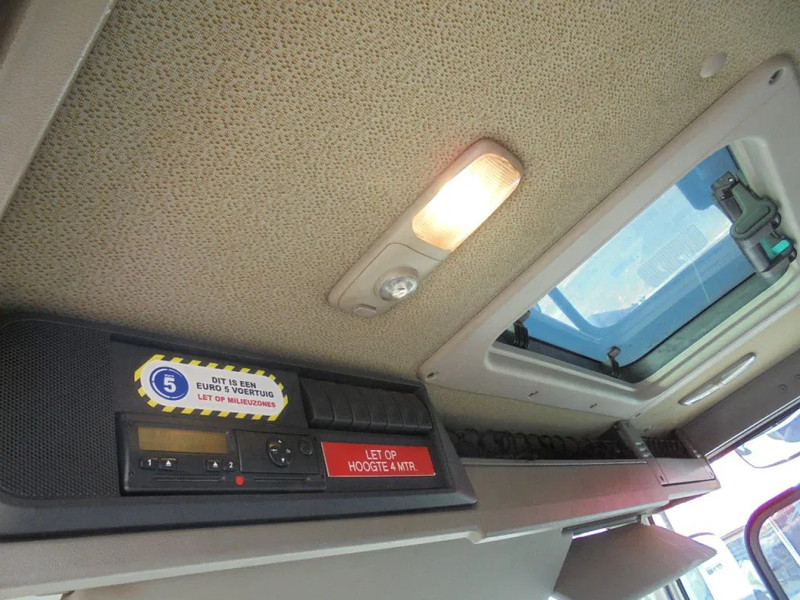 Garbage truck DAF FAN 75 240: picture 7