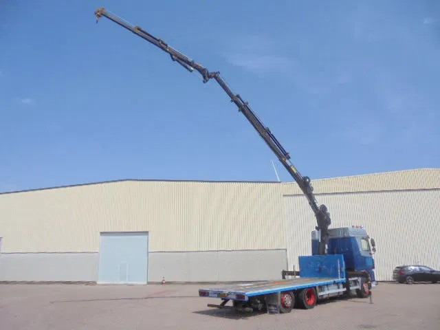 DAF XF 105 XF105 NL TRUCK - Crane truck: picture 4 DAF XF 105 XF105 NL TRUCK - Crane truck: picture 4