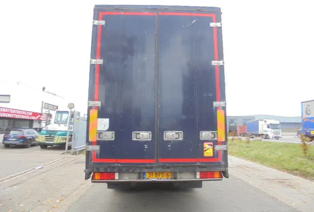 DAF XF 410 6X2 NL TRUCK TUV 03-26 - Curtainsider truck: picture 5 DAF XF 410 6X2 NL TRUCK TUV 03-26 - Curtainsider truck: picture 5