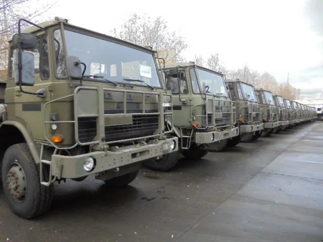 DAF YA 4X4 - Dropside/ Flatbed truck: picture 3 DAF YA 4X4 - Dropside/ Flatbed truck: picture 3