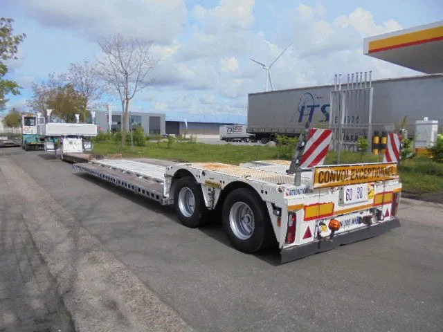 Low loader semi-trailer Faymonville F-S42-1ACA: picture 6 Low loader semi-trailer Faymonville F-S42-1ACA: picture 6