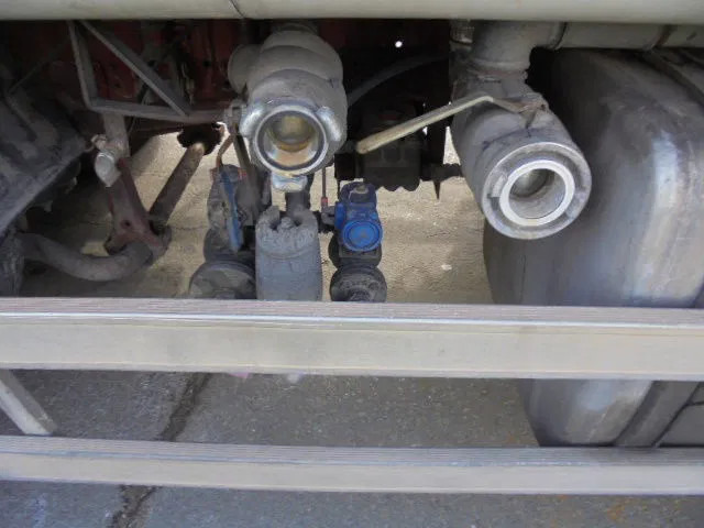 Tank truck Iveco Stralis 270 WATER TANK: picture 7 Tank truck Iveco Stralis 270 WATER TANK: picture 7