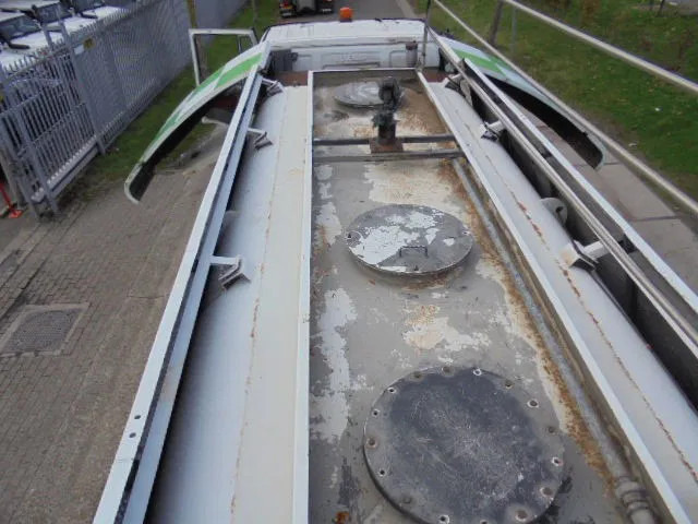 Tank truck Iveco Stralis 270 WATER TANK: picture 18 Tank truck Iveco Stralis 270 WATER TANK: picture 18