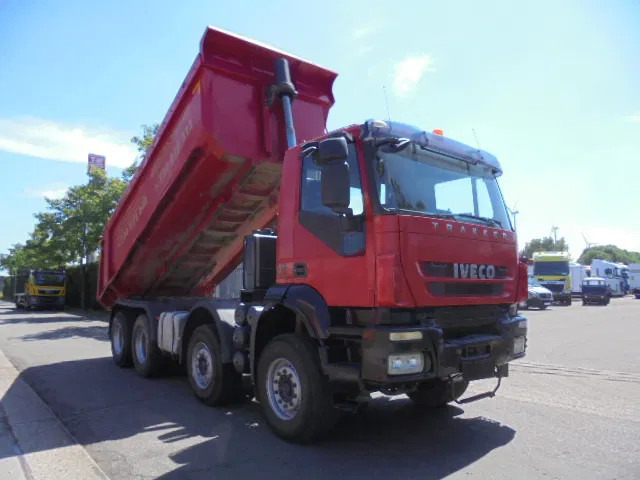 Iveco Trakker 340T41 8X4 KIPPER - Tipper: picture 3 Iveco Trakker 340T41 8X4 KIPPER - Tipper: picture 3