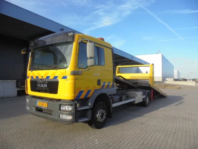 MAN TGM 12.250 NL TRUCK - Autotransporter truck: picture 1 MAN TGM 12.250 NL TRUCK - Autotransporter truck: picture 1