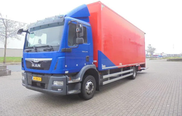MAN TGM 12.250 NL TRUCK TUV 06-26 - Box truck: picture 1 MAN TGM 12.250 NL TRUCK TUV 06-26 - Box truck: picture 1