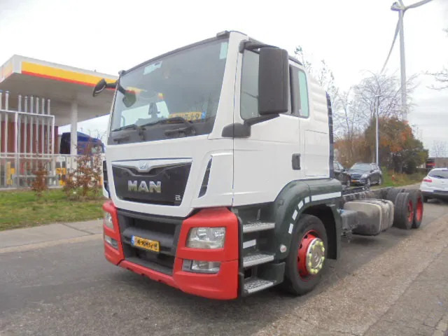 MAN TGS 23.400 LL.U 6X2 - Autotransporter truck: picture 1 MAN TGS 23.400 LL.U 6X2 - Autotransporter truck: picture 1