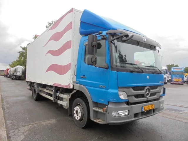 Mercedes-Benz Atego 1218 - Box truck: picture 3 Mercedes-Benz Atego 1218 - Box truck: picture 3