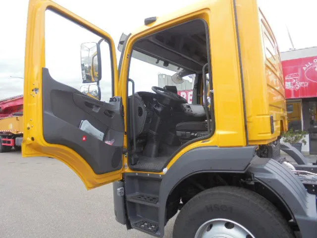 New Cab chassis truck Mercedes-Benz Atego 1518 NEW DEMO MET FABRIEKS GARANTIE: picture 7 New Cab chassis truck Mercedes-Benz Atego 1518 NEW DEMO MET FABRIEKS GARANTIE: picture 7