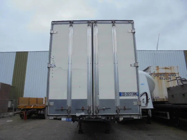 Samro VK132APF11S - Closed box semi-trailer: picture 5 Samro VK132APF11S - Closed box semi-trailer: picture 5