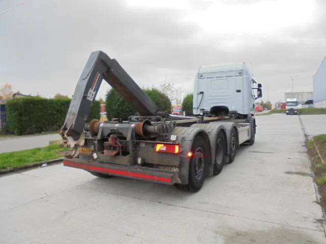Scania G450 8X2 RETARDER - Hook lift truck: picture 5 Scania G450 8X2 RETARDER - Hook lift truck: picture 5