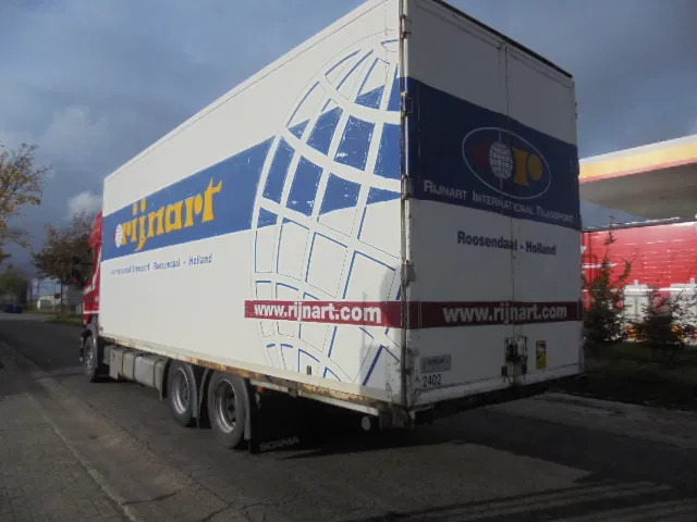 Scania R400 6X2 RETARDER - Box truck: picture 4 Scania R400 6X2 RETARDER - Box truck: picture 4