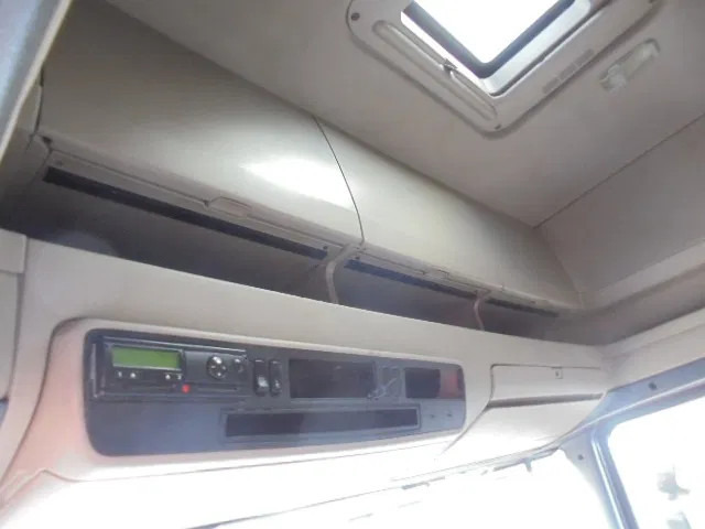 Box truck Scania R400 6X2 VOLUME COMBI + RETARDER: picture 10