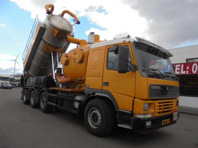 Terberg FM 1850 8X4 TRIPLE NL TRUCK - Vacuum truck: picture 2 Terberg FM 1850 8X4 TRIPLE NL TRUCK - Vacuum truck: picture 2