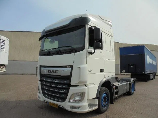 DAF XF 430 - Tractor unit: picture 1 DAF XF 430 - Tractor unit: picture 1