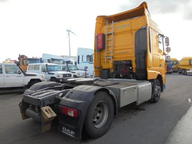 DAF XF 440 - Tractor unit: picture 5 DAF XF 440 - Tractor unit: picture 5