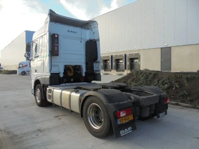 DAF XF 440 - Tractor unit: picture 5 DAF XF 440 - Tractor unit: picture 5