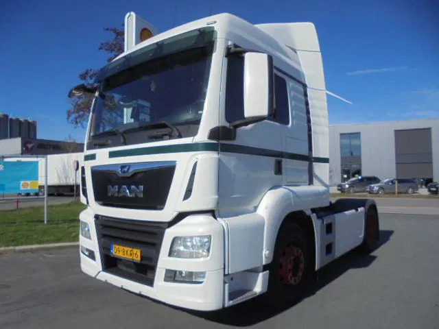 MAN TGS 18.320 - Tractor unit: picture 1 MAN TGS 18.320 - Tractor unit: picture 1