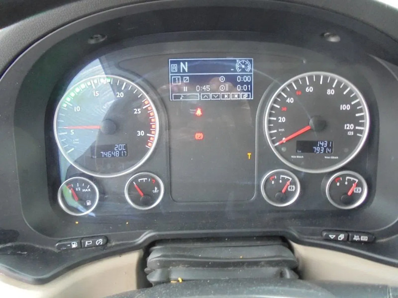 Tractor unit MAN TGX 18.420: picture 11