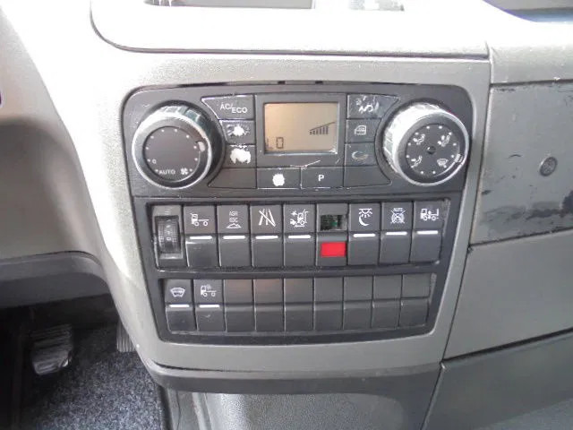 Tractor unit MAN TGX 18-480 XXL NEW TYPE TACHO-SMART TACHO: picture 11