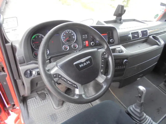 Tractor unit MAN TGX 33.480 6X4 Manual Gearbox Retarder: picture 8