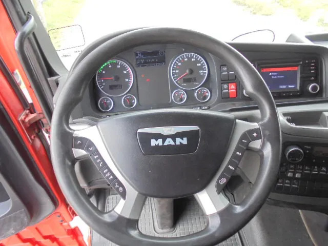 Tractor unit MAN TGX 33.480 6X4 Manual Gearbox Retarder: picture 13